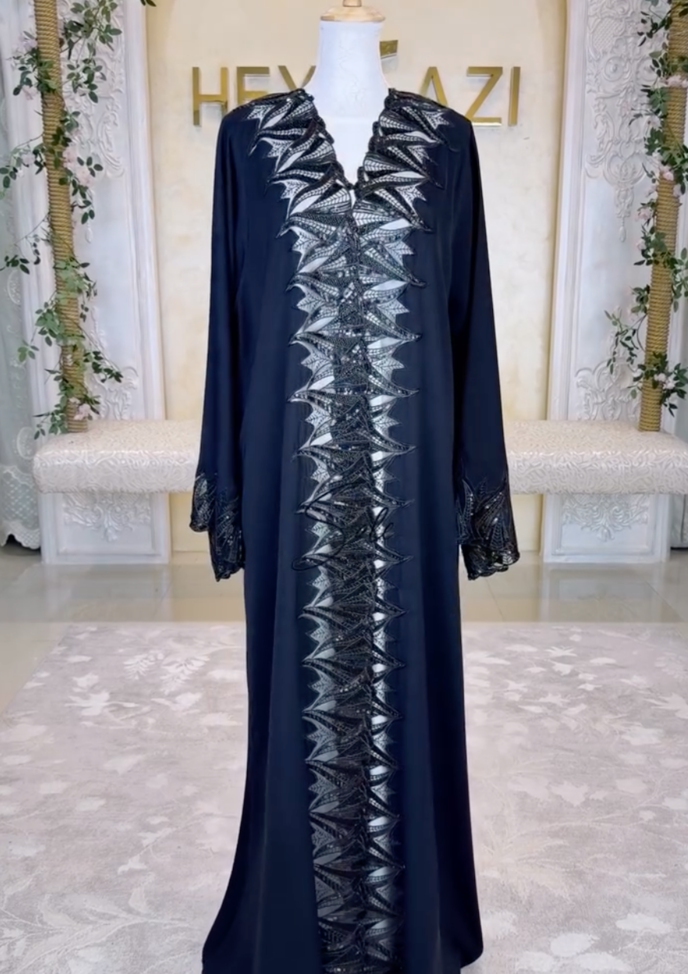 Glow Abaya