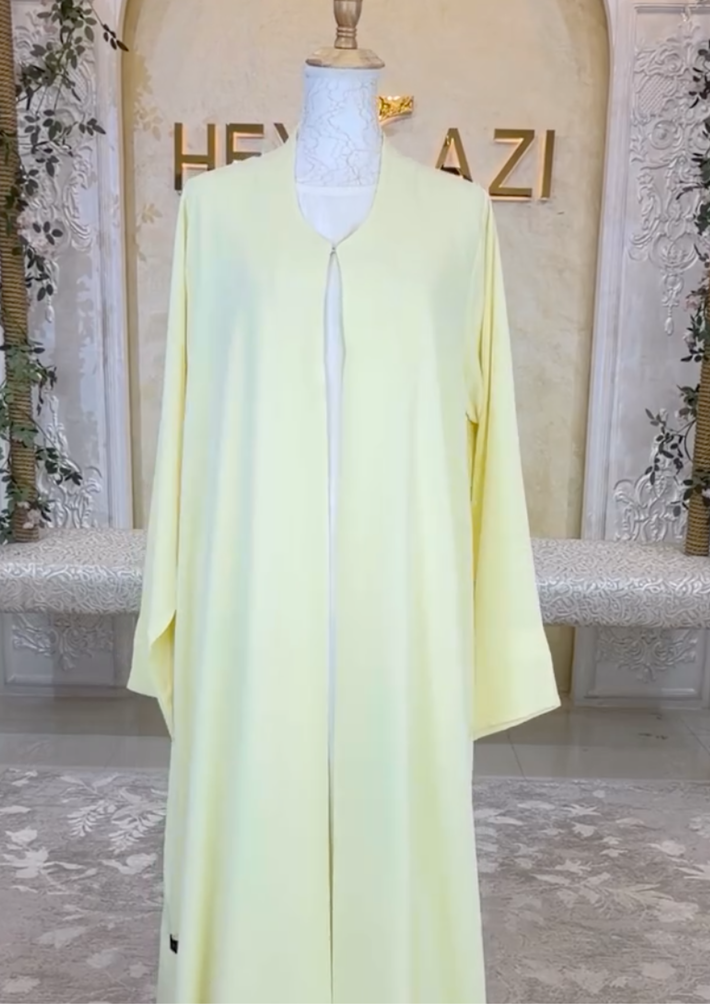 Sunlit Abaya