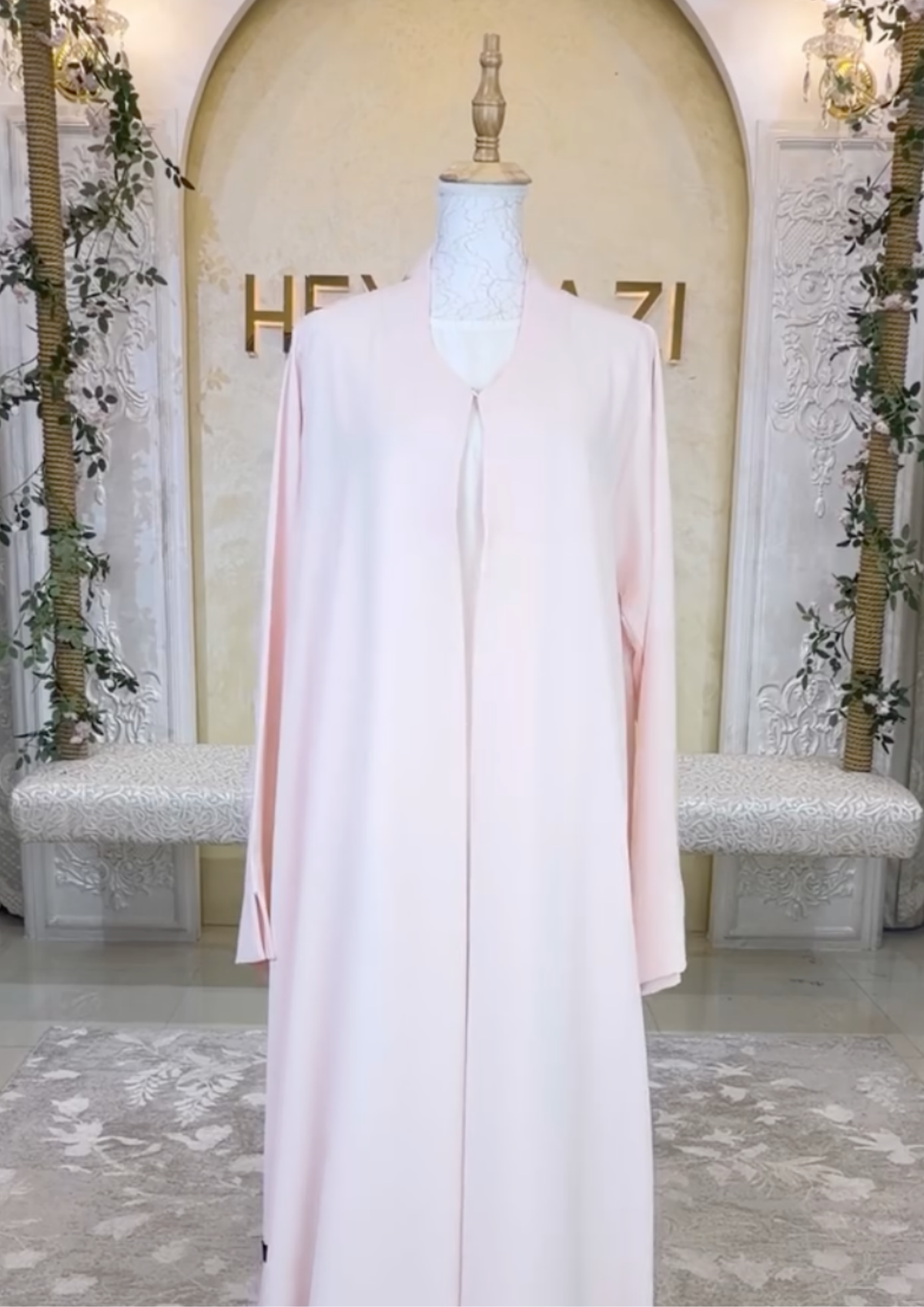Rose Glow Abaya